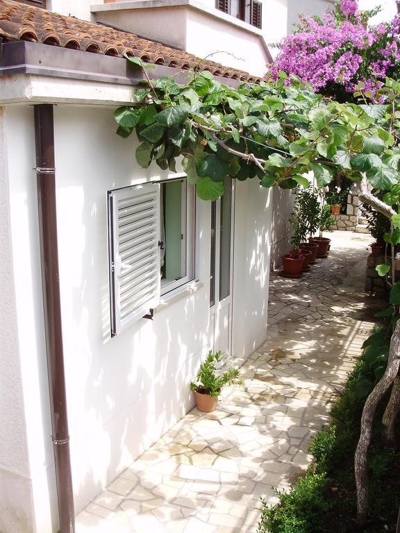 Apartments Mara Mali Lošinj Δωμάτιο φωτογραφία